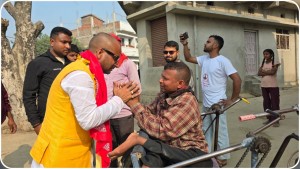 पर्सा–३ का एमाले उम्मेदवार पाण्डेयले भने : अंग्रेजीमा भाषण होइन,जनसेवक बन्न राजनीतिमा आएको हुँ