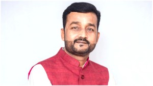 औषधि तथा फार्मेसीको गुणस्तर सुधार्न स्वास्थ्य मन्त्री यादवद्वारा अनुगमन समिति गठन