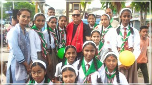 बाल दिवसको अवसरमा वीरगंजमा प्रभातफेरी र सडक नाटक प्रदर्शन