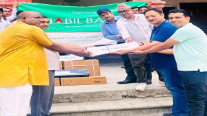 नबिल बैङ्कद्वारा त्रिजुद्ध माध्यमिक विद्यालयलाई १० थान पङ्खा हस्तान्तरण