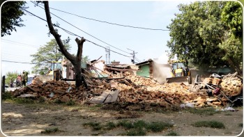 वीरगंजको मुख्य सडक विस्तारको काम आजबाट सुरु, भन्सार क्षेत्रको भौतिक संरचना हटाइयो