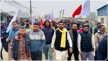 वीरगंज–१६ नगवामा प्रदीप यादवको भव्य घरदैलो,नगवावासीबाट व्यापक जनसमर्थन
