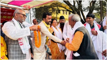 वीरगंज–३० मा जसपाका मनोज कानुसहित सयौ नेता तथा कार्यकर्ता एमालेमा प्रवेश