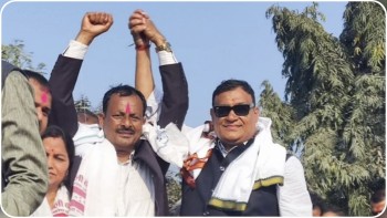 चुनावैपिच्छे दल फेर्दै आएका बसरुद्दिनको प्रवेशले कांग्रेसमा बिद्रोहको संकेत