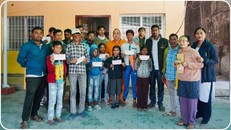 अपाङ्गता भएका १६ बालबालिकालाई मेयर सिंहले प्रदान गरे जनही ५ हजार शैक्षिक सहयोग