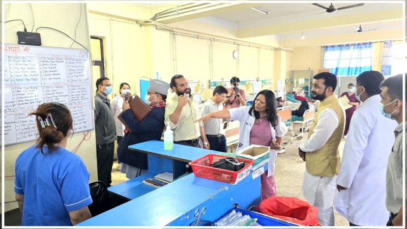 स्वास्थ्य संस्थाहरूमा सुधारको लागी निरन्तर अनुगमन गर्दै स्वास्थ्य मन्त्री यादव